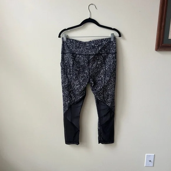 lululemon athletica Black and White Speckled Leggings - Picture 4 of 5